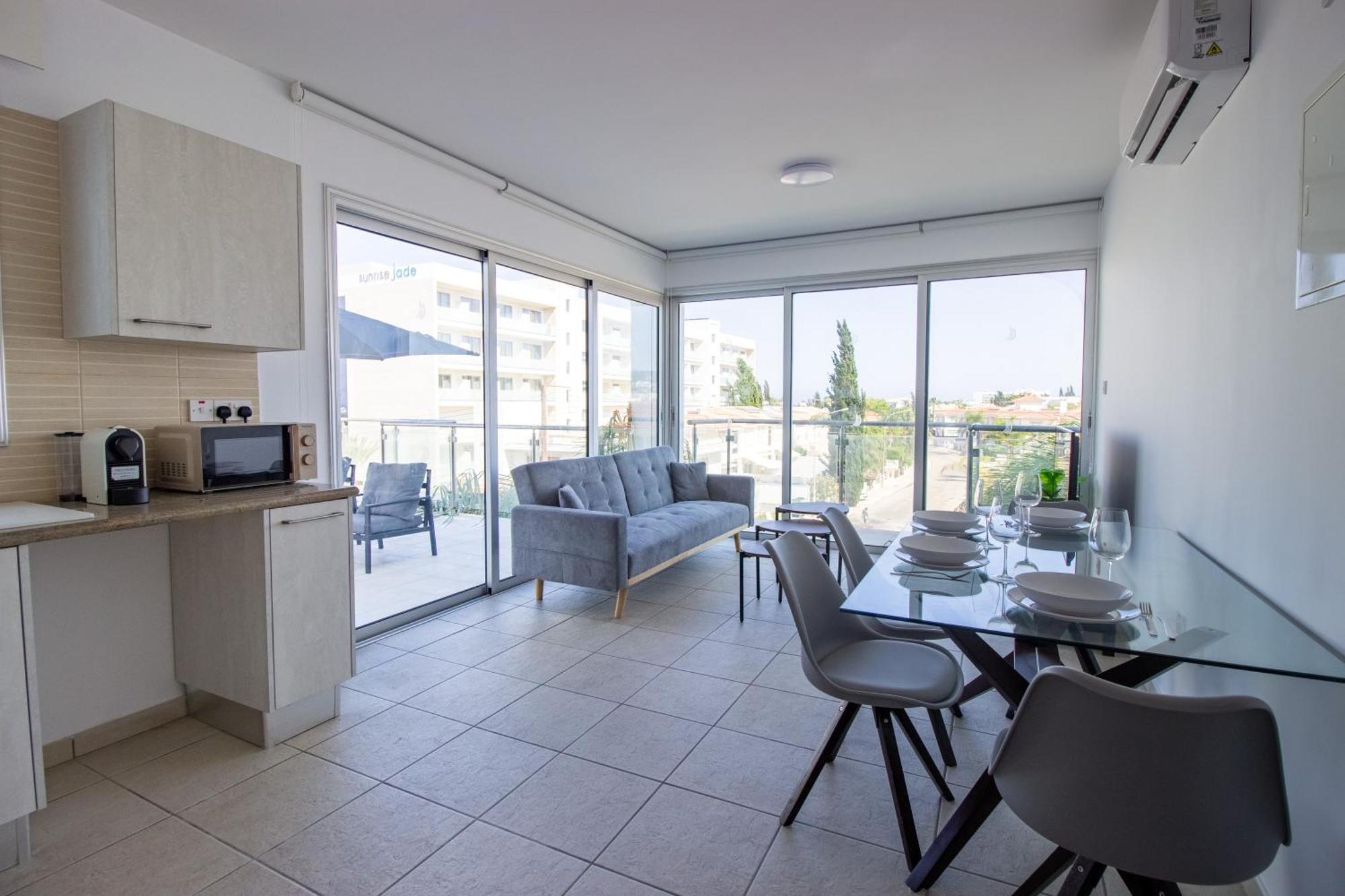 Apartamento Beachside 1-bed With Huge Veranda *